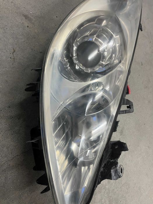 Десен фар Пежо Peugeot 307 фейслифт Facelift