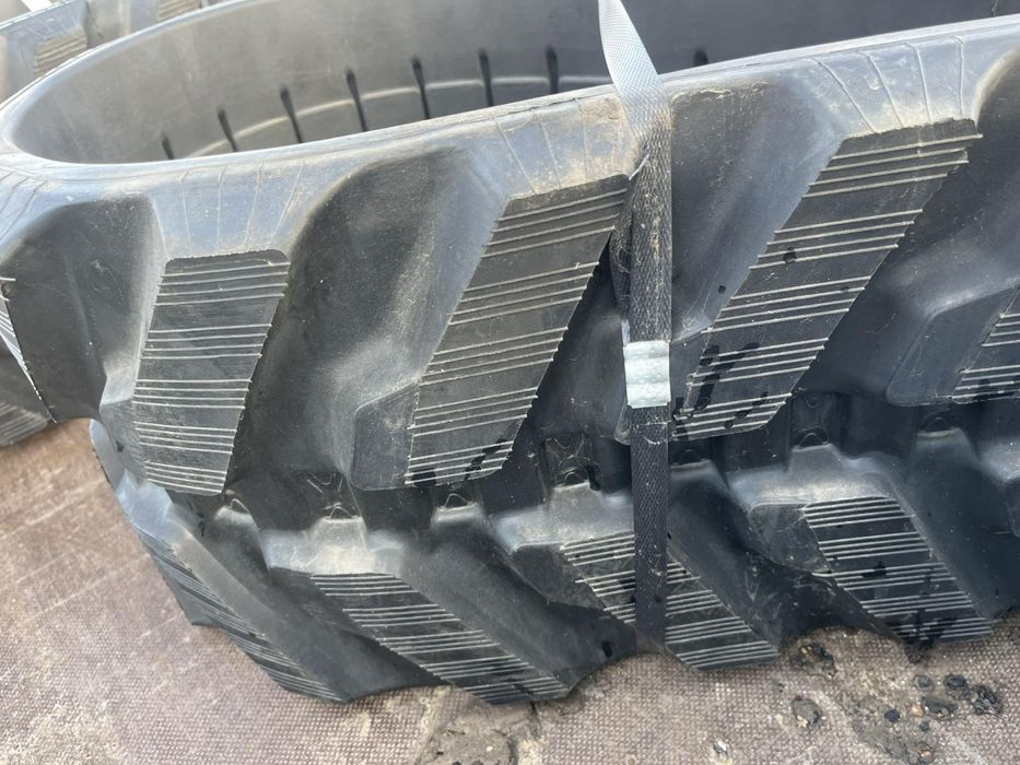 Гумени вериги за багер