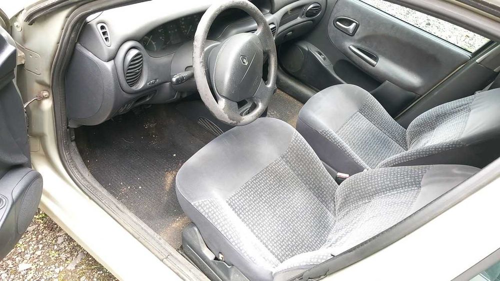 RENAULT Megane 2003 — imagine 2