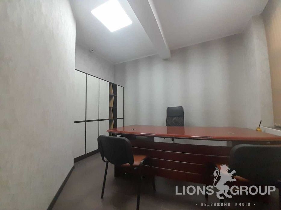 Офис, 55кв., Базар Левски!