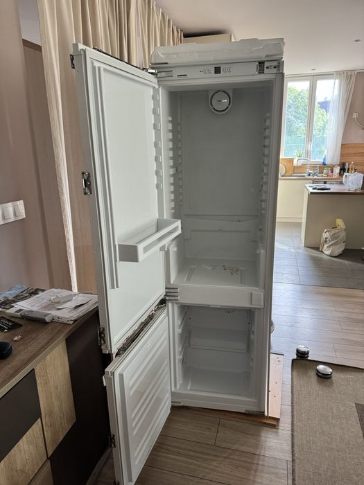 Халдилник Liebherr ICUN 3314 ДЕФЕКТ!!!