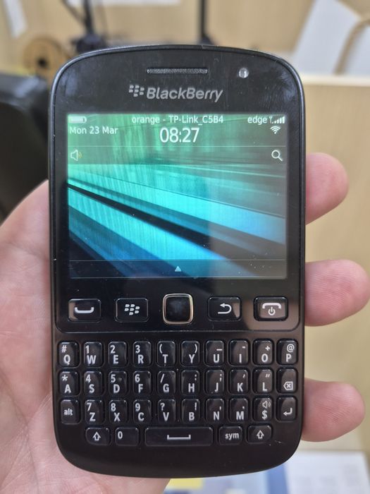 BlackBerry 9720 Touchscreen