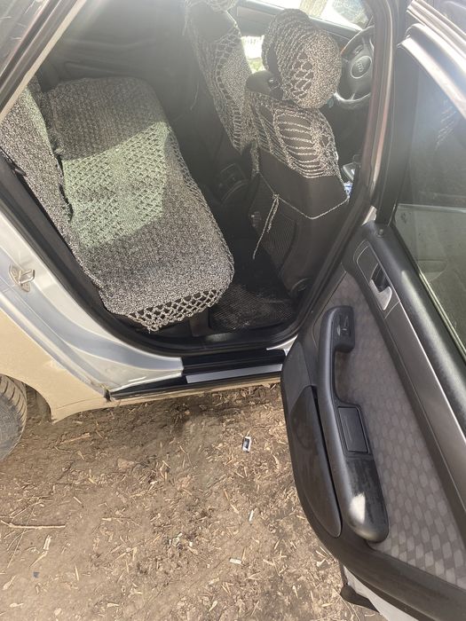 Продам машину ауди а6с5