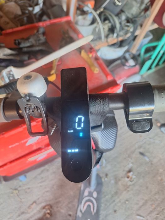 Trotinetă electică