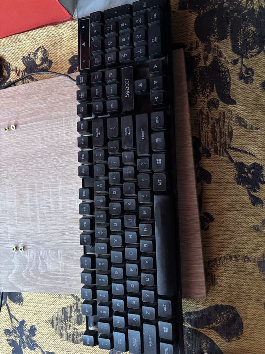 Mouse si tastatura gaming