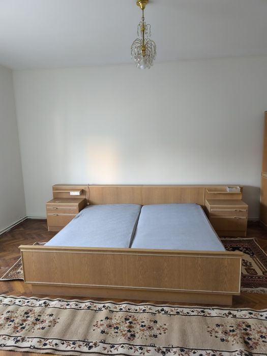 Închiriez apartament 2 camere, Zona Centrala