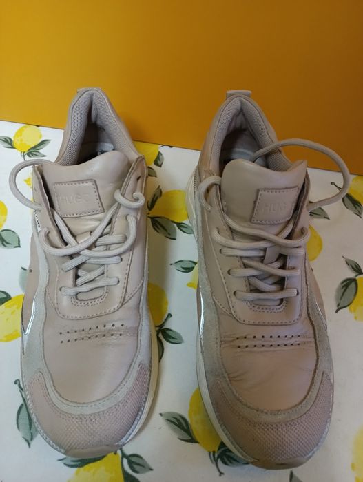 Hugo Gilda N 39 - 42 лв