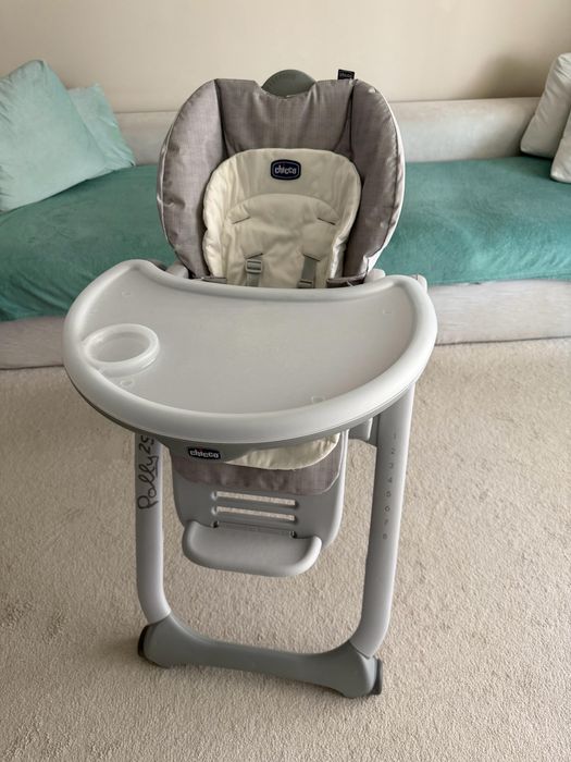 Scaun de masa pentru bebelusi Chicco Polly 2