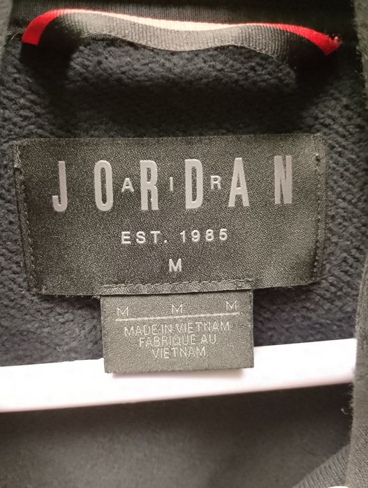 Оригинален Jordan черен суитшърт с качулка – размер M