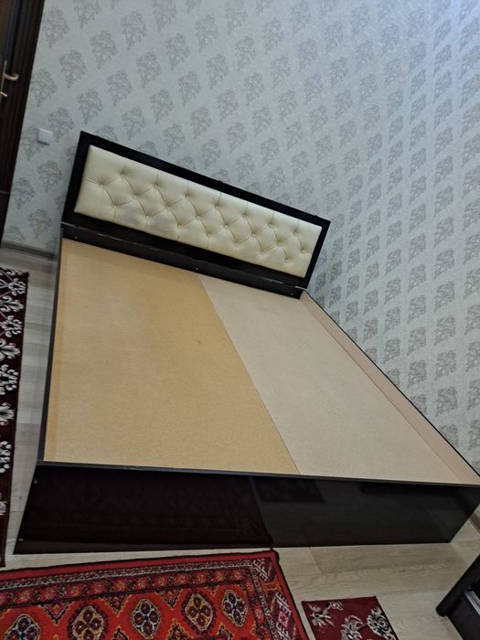 SPALNIY + SHKAF sotiladi