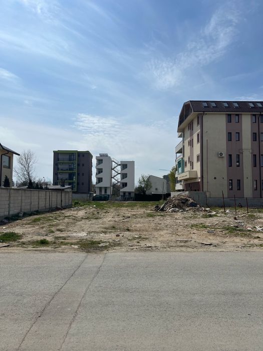 Teren Mamaia Nord 933 mp cu Autorizatie / Club Nautic str b2 b3