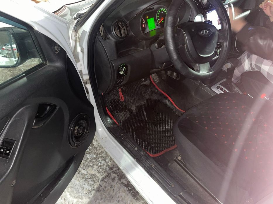 Лада гранта продам