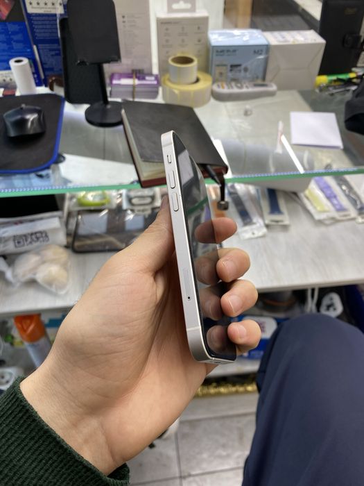 Iphone 12 mini white