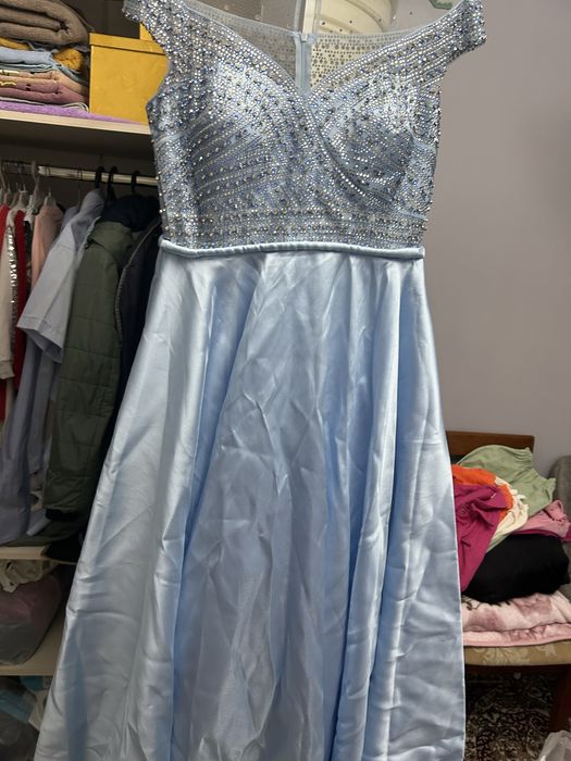 Продам вечернее платье