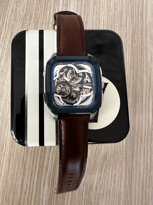 Vand Ceas Fossil BQ2571 - automatic cu cadran cu mecanism vizibil