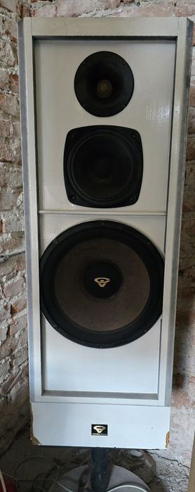 Тонколони Cerwin-vega  DC - SERIES  12 / И 2 бр. BOSE -300 evro