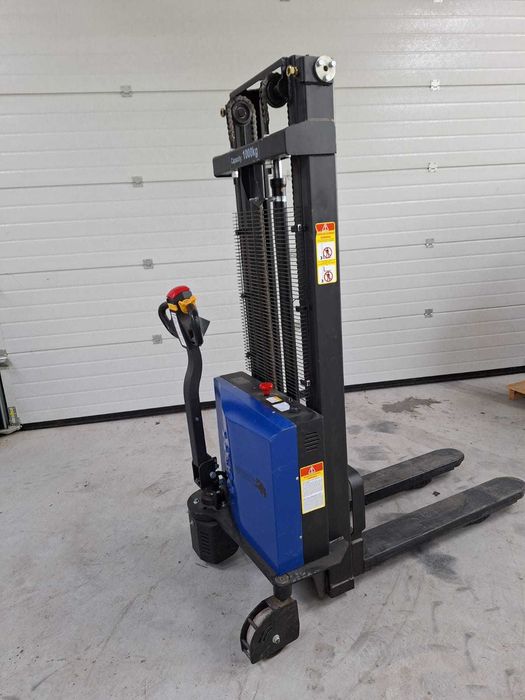 Liza/Transpalet electric cu catarg 1.0 to/ 3 m