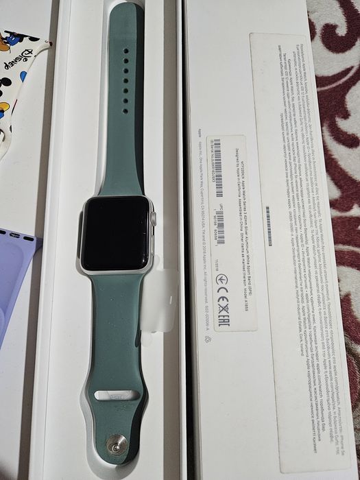 Часы Apple Watch series 3