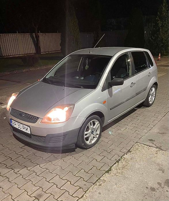 Vand Ford Fiesta