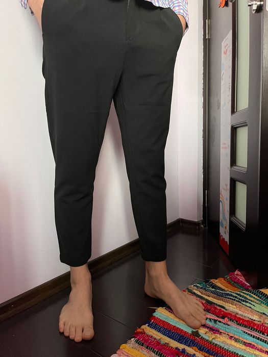 Pantaloni eleganti Bershka marimea 38