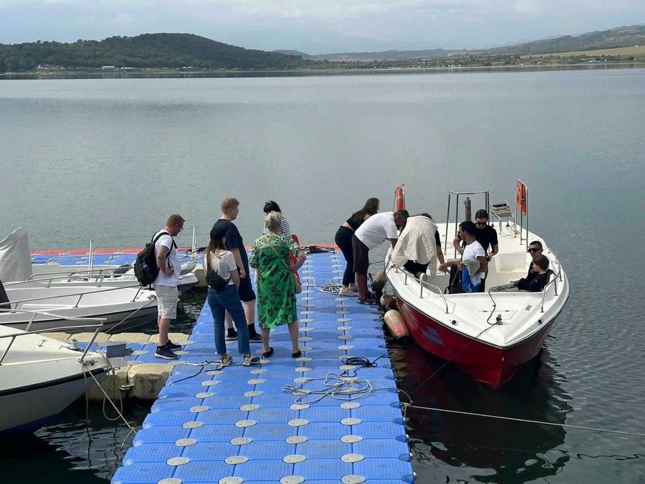 Продавам бизнес - воден атракцион на яз. Огоста