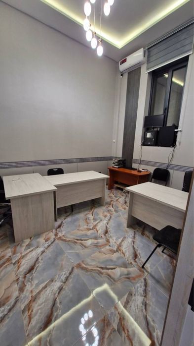 Аренда под Офис Ориентир Чорсу  100м2 1400$ торг