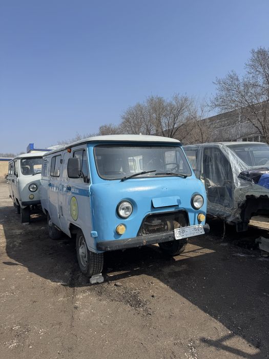 Уаз буханка 13г 409 гур 5 ступ. Не на ходу!