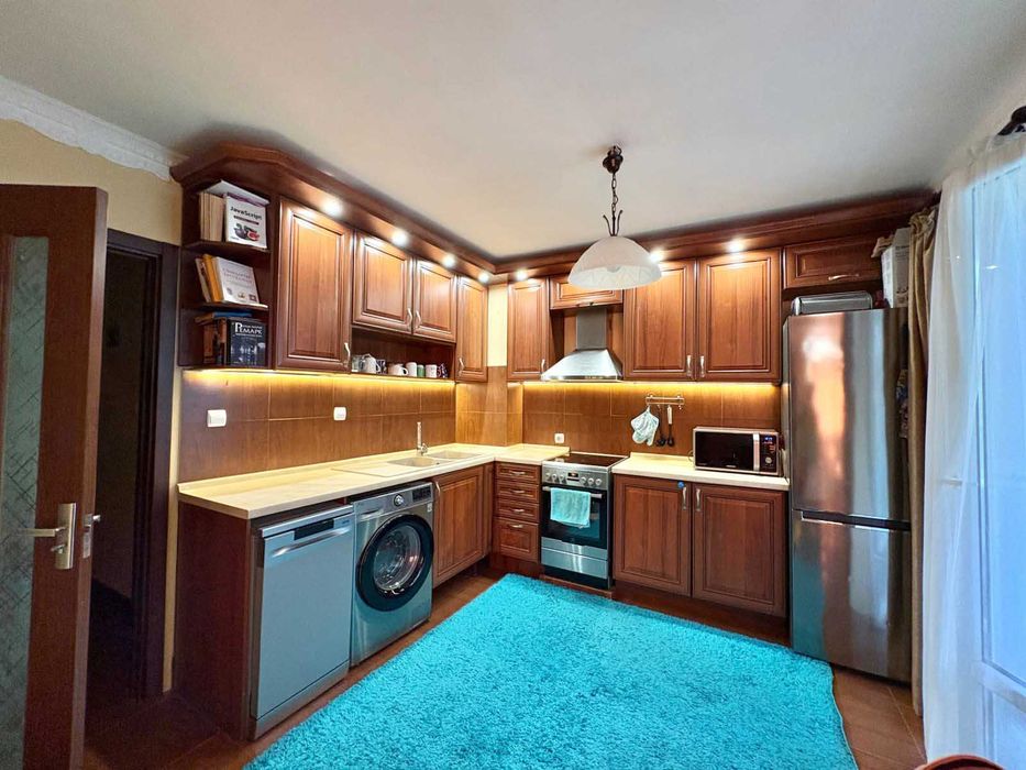 Дава се под наем Тристаен апартамент в София, Драгалевци - 92 кв.м за 849 € - Снимка #1