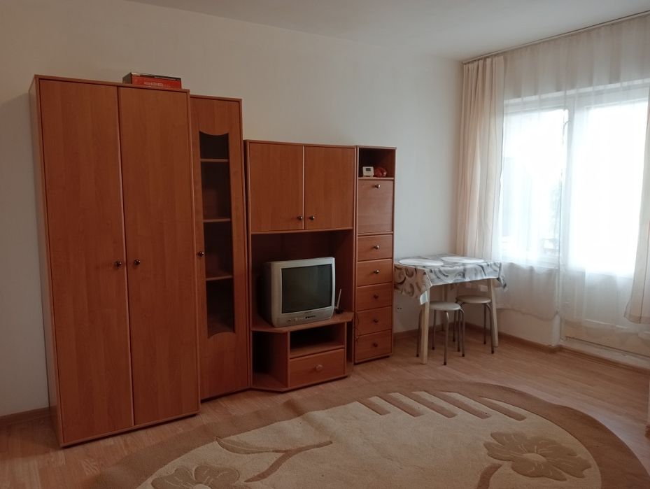 Garsoniera de inchiriat