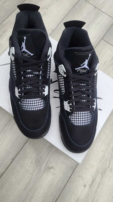 *REDUCERE* Jordan 4 Retro White Thunder - Verificare Colet