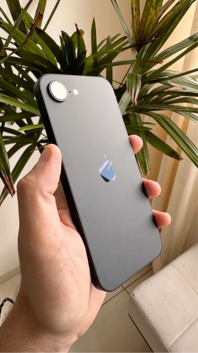 Айфон 16е 128гб Black