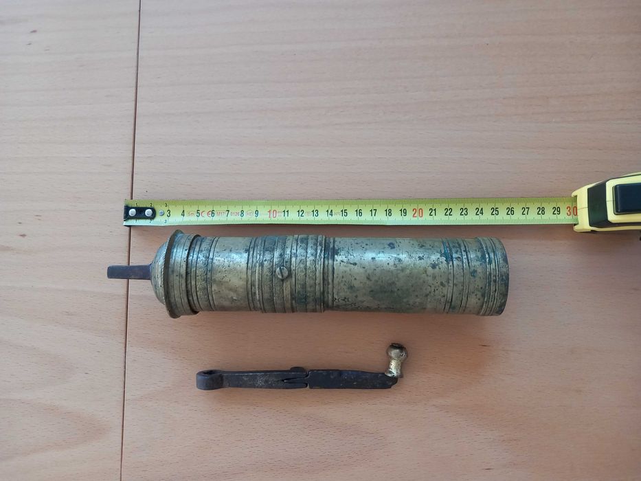 Мелничка за черен пипер