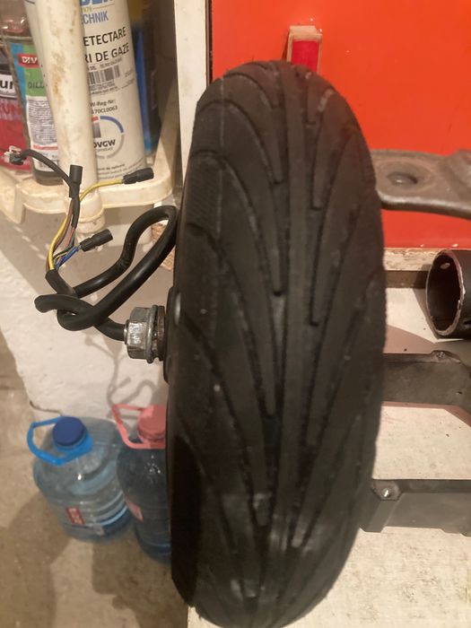 Dezmembrare trotineta Ninebot ES2