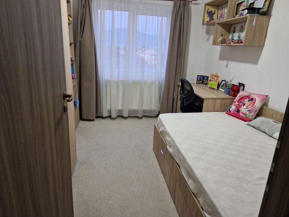 Proprietar Vand apartament 3 camere