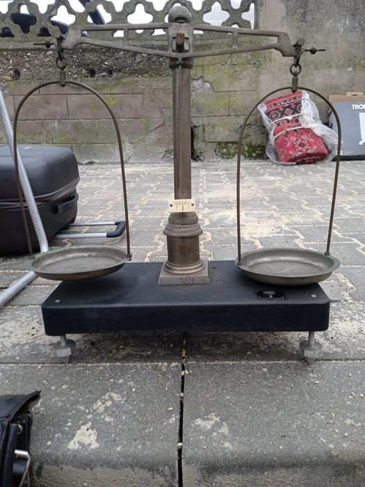 Немска аптекарска везна