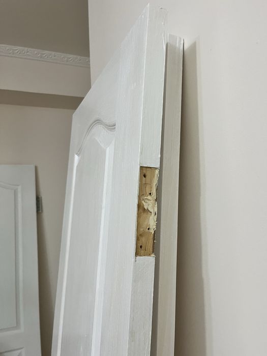 Двери межкомнатные белые