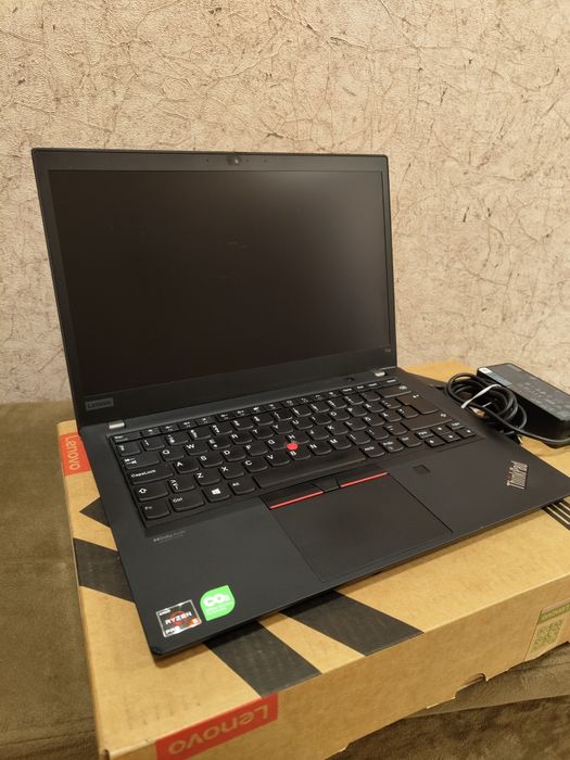 Thinkpad T14 Gen 2, 14" TOUCH, Ryzen 5 Pro, 16Gb, 512Ssd