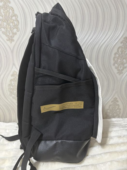 Nike Elite , black gold