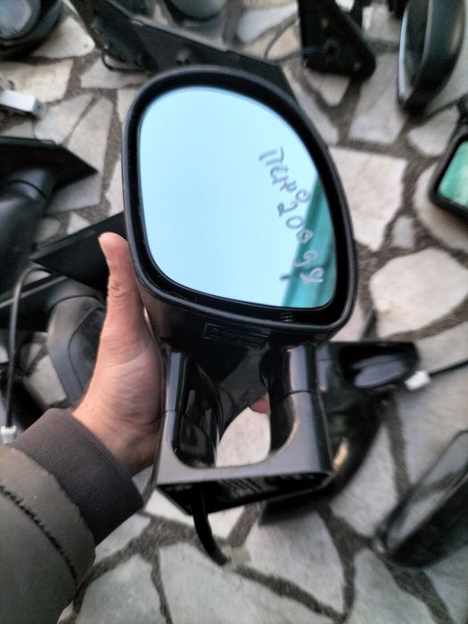 Чисто нови автомобилни огледала