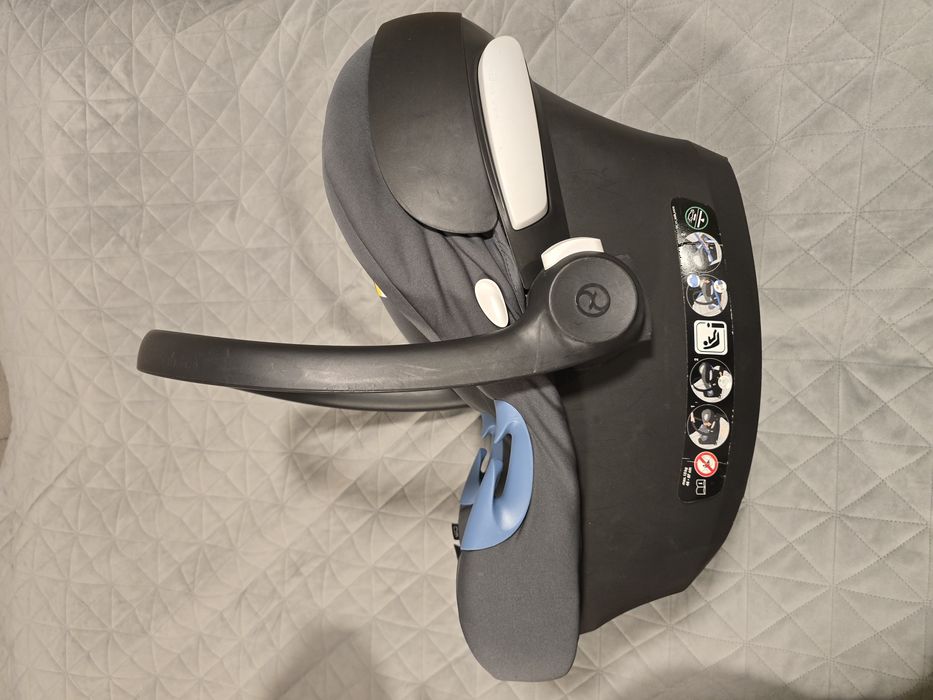 Cybex Aton B Бебешко столче за кола