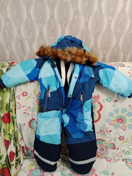 Продам комбинезон зима для мальчиков