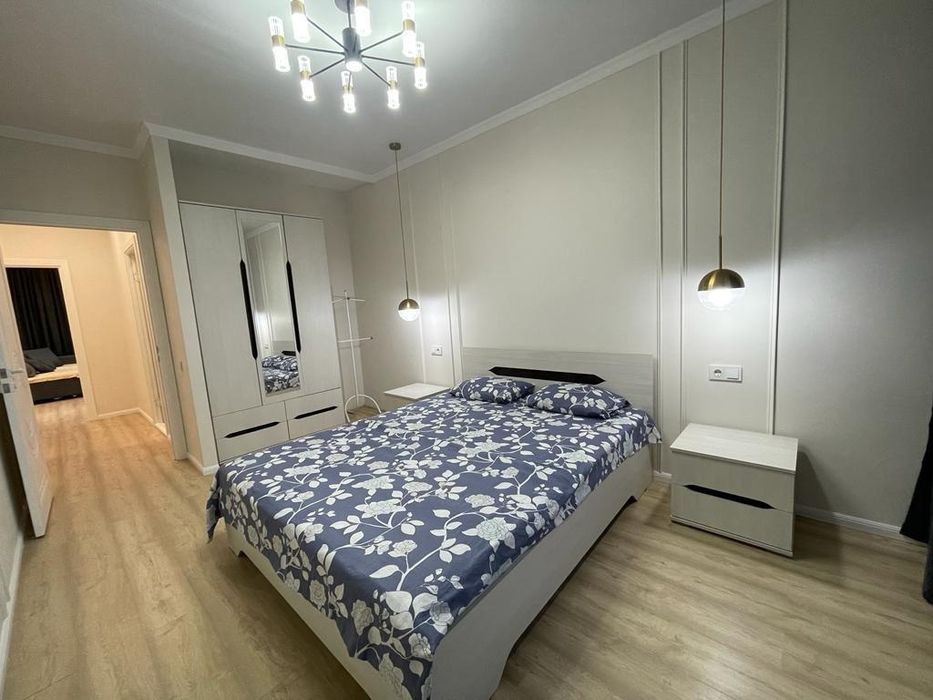 Здаётся  двухкомнатная квартира в центре города.