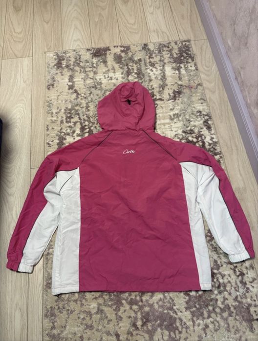 corteiz windbreaker si pantaloni scurti