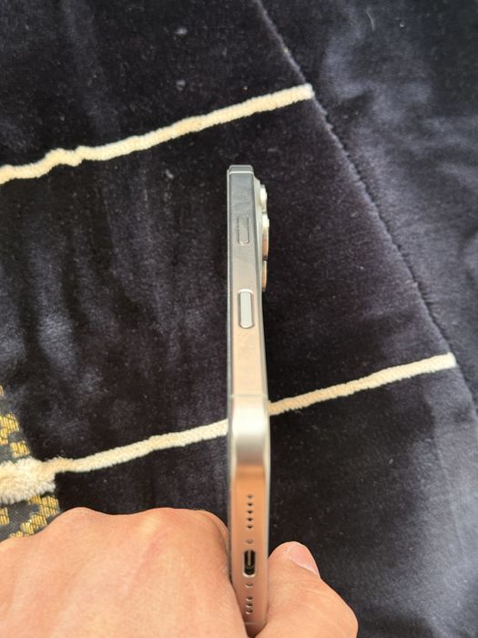 Продаётся Iphone 16 pro 512 Gb LL/A