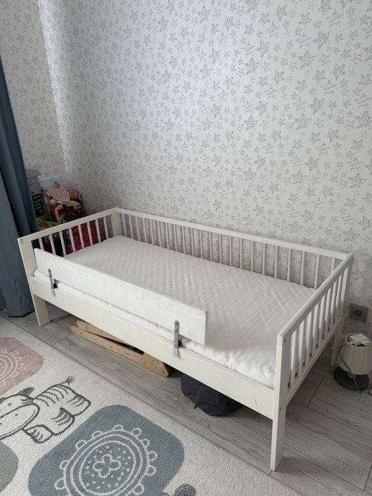 Детская кровать Ikea 70*160 см