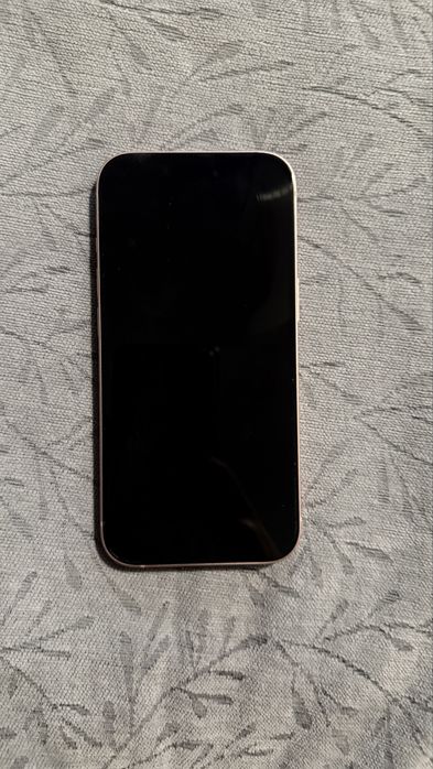 iPhone 15 128GB pink