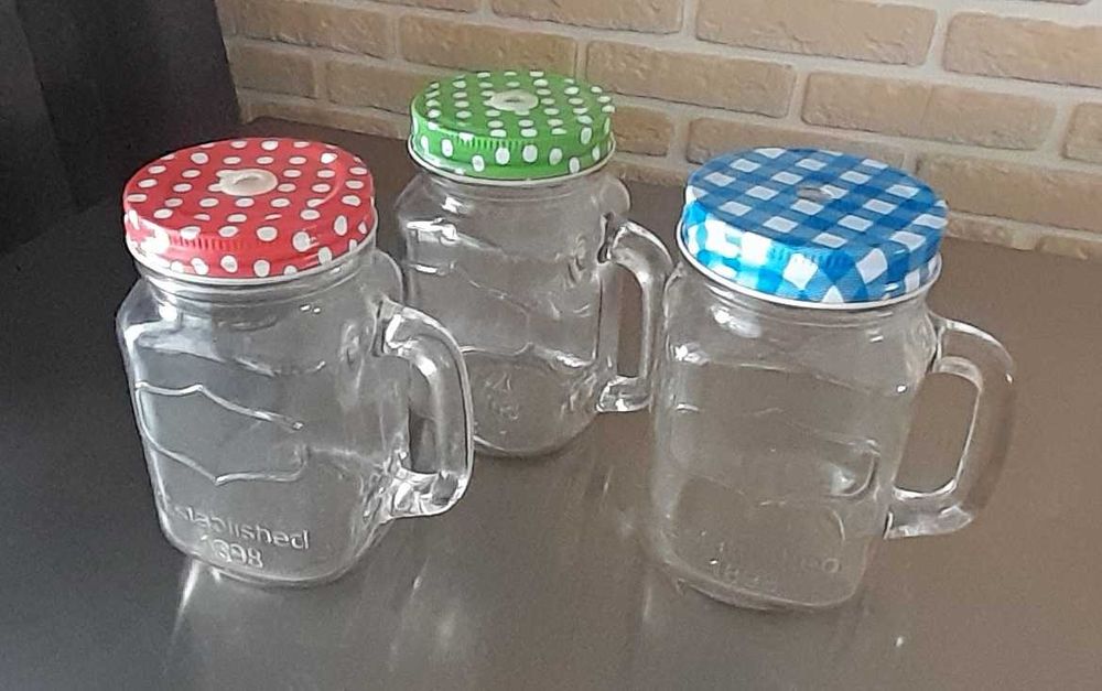 продам банки с крышкой