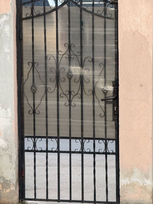 Vand porti gard metalice