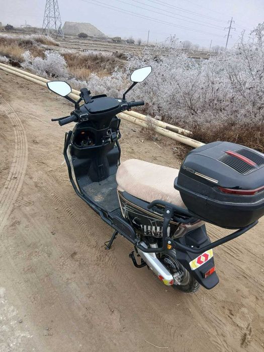 Elektr zaryadli Skuter