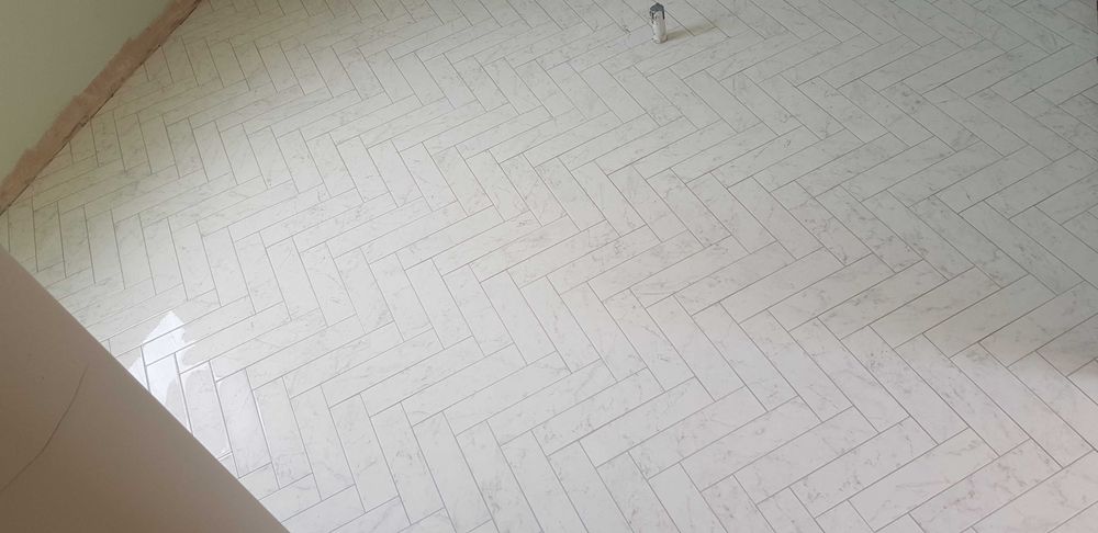 Servicii Amenajari Interioare/Montaj gresie/faianta/granit Iasi